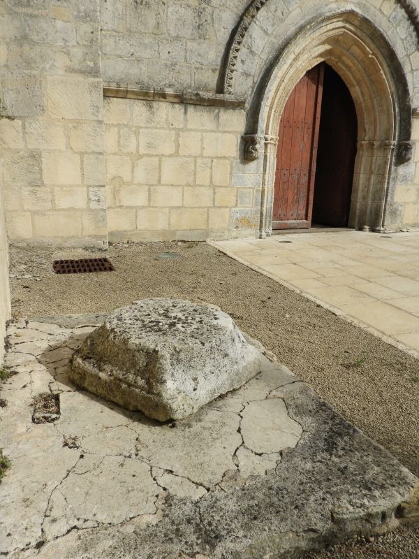 Chapelle templière puis église paroissiale Notre-Dame de Puyravault