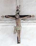 Statue : Christ en croix