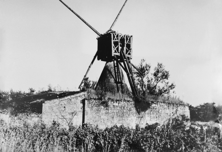 Moulin à vent de la Perruche, actuellement maison, Montsoreau