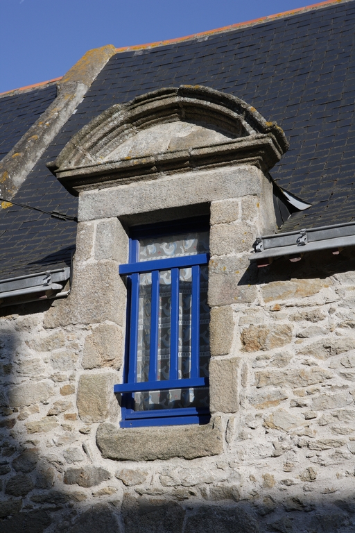 Rangée de maisons, 1, 3, 5, 7, 9, 11, 13, 15, 17 rue du Four - Inventaire  Général du Patrimoine Culturel