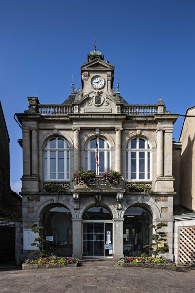 Mairie de Lassay-les-Châteaux