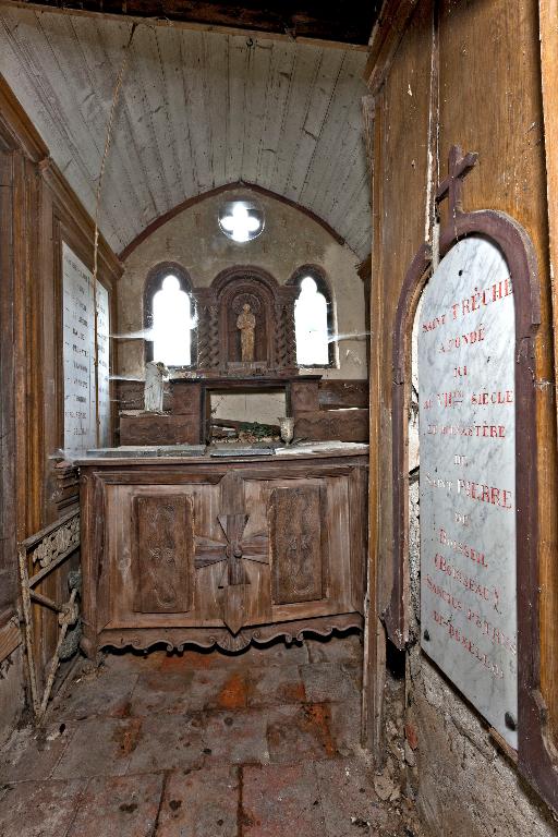 Monument aux morts, chapelle Saint-Trèche de Saint-Jean-sur-Mayenne