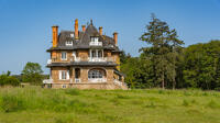 Demeure de villégiature dite cottage ou château