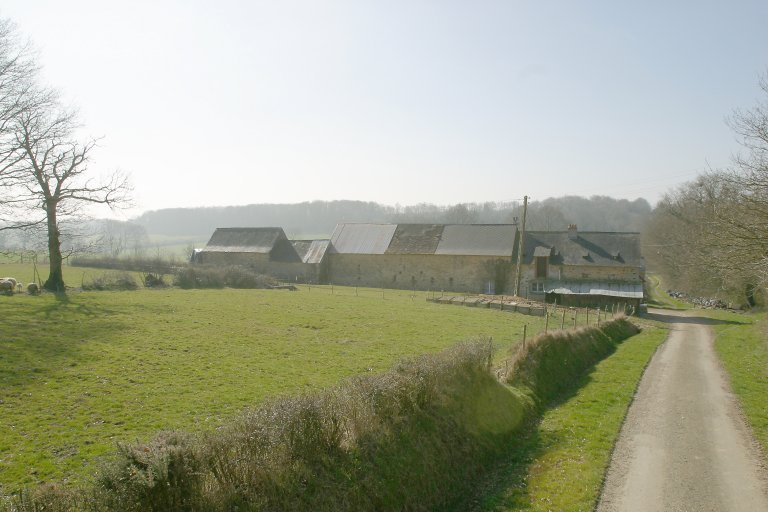 Ferme, actuellement maison - le Bas-Cimetière, Saint-Jean-sur-Erve