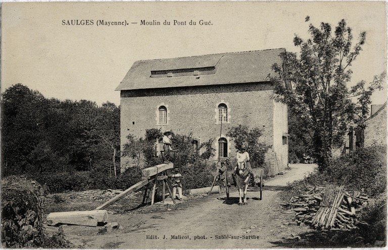 Moulin à farine, actuellement maison - le Pont-du-Gué, Saulges