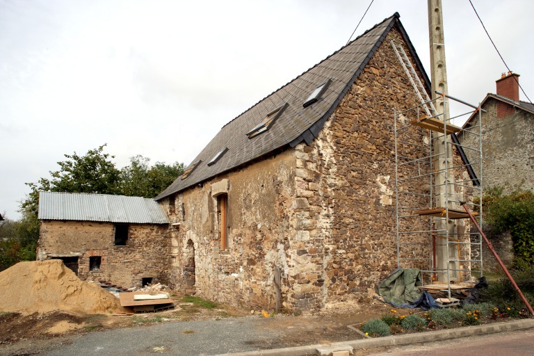 Maison du Haut-Perrin - route de Saint-Jean-sur-Erve, Blandouet