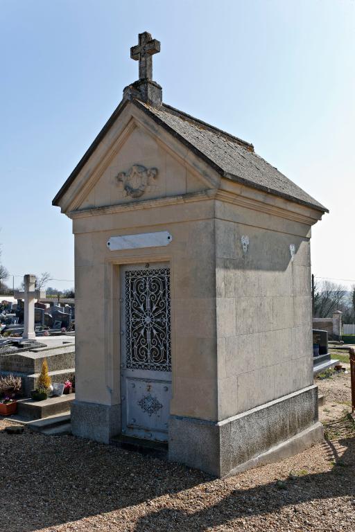 Cimetière à Beaumont-Pied-de-Bœuf