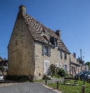 Auberge des Victoires, dite Grand Maison, actuellement maison, 3, 5 quartier du Groseiller, Connerré