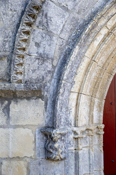 Chapelle templière puis église paroissiale Notre-Dame de Puyravault