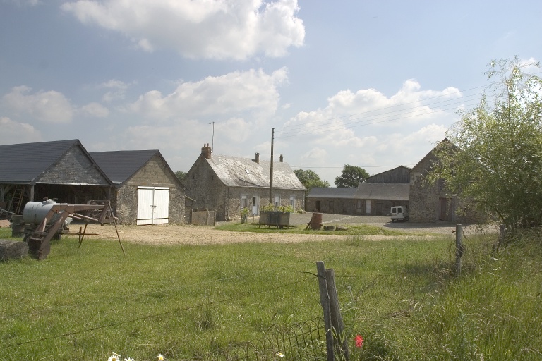 Ferme, actuellement maison, la Chauvinière