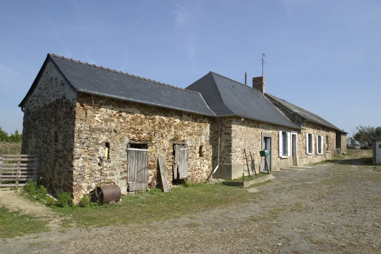 Écart, puis ferme, les Châtaigneraies