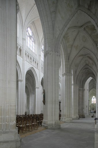 Cathédrale Notre-Dame de l'Assomption, place Leclerc