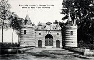 Le portail d'entrée du parc sur la route de Château-la-Vallière.