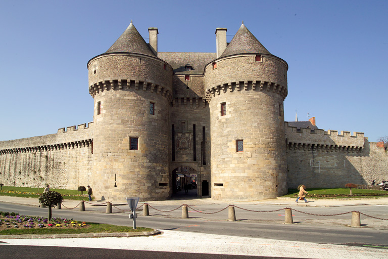 Porte de ville dite porte Saint-Michel ou le Château