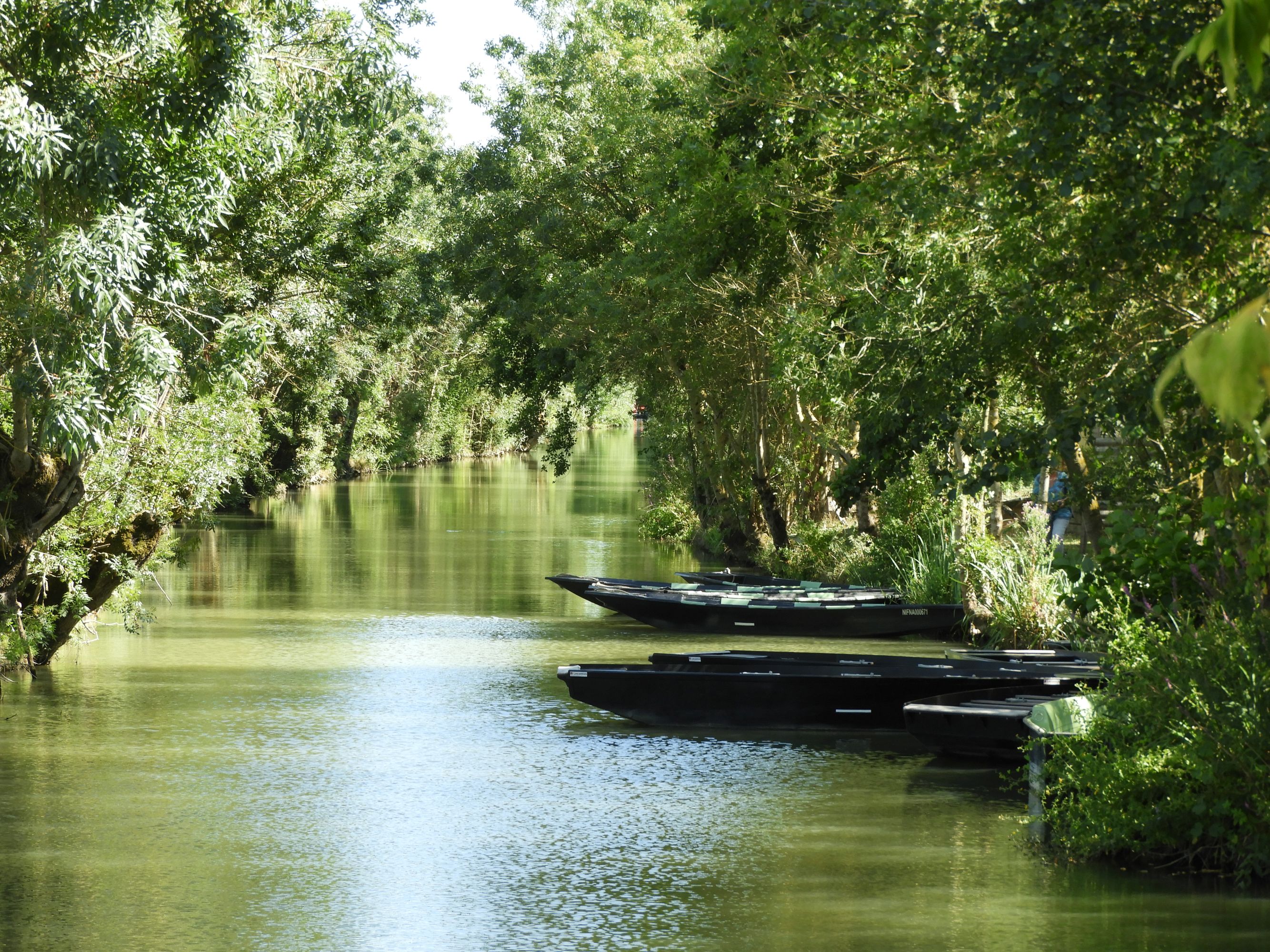 Hameau et site d'écluse de Bazoin