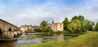 Bourg de Montfort-le-Gesnois : ancien bourg de Pont-de-Gennes