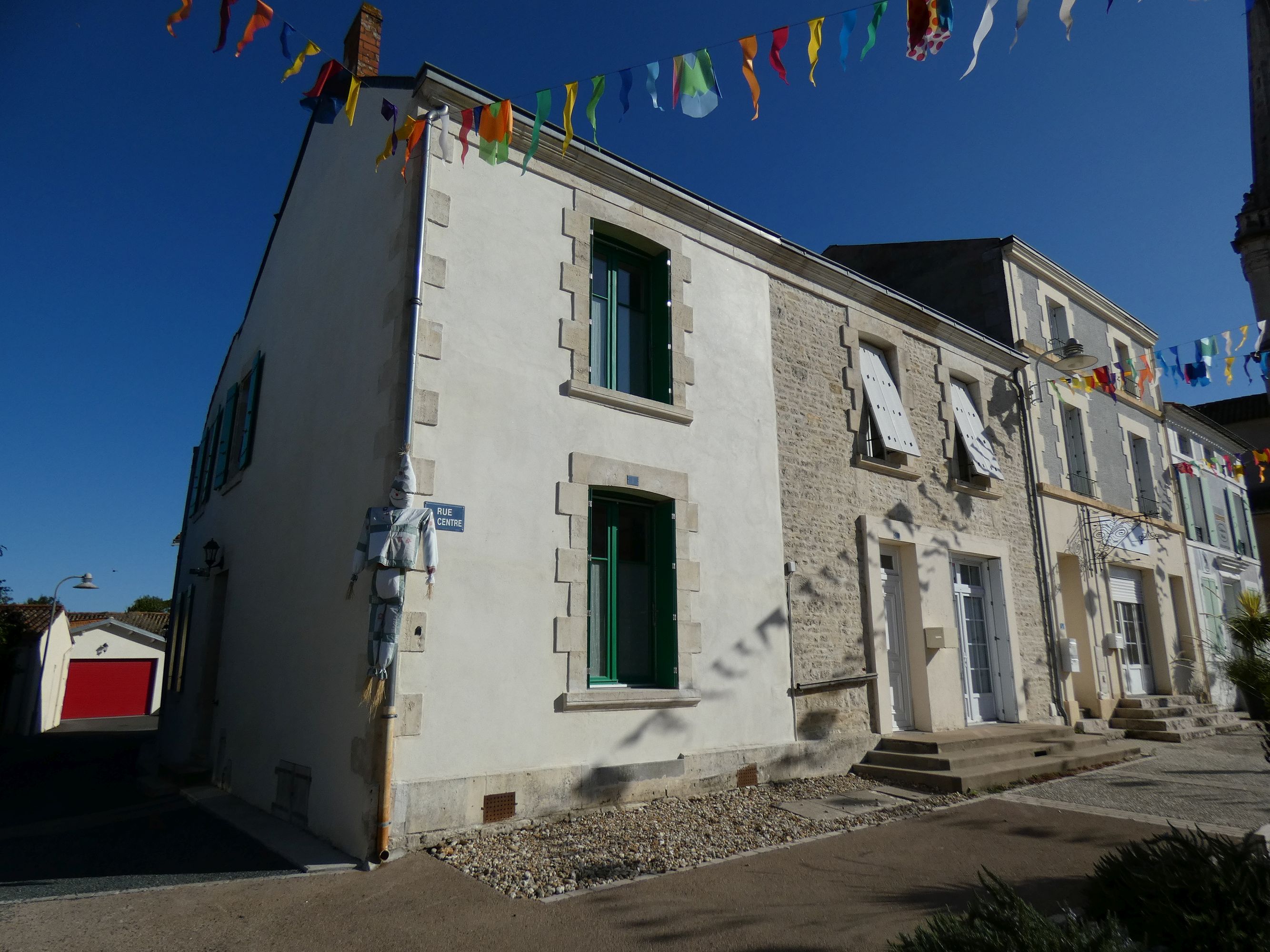 Magasin de commerce, actuellement maison, 1 et 3 rue du Centre