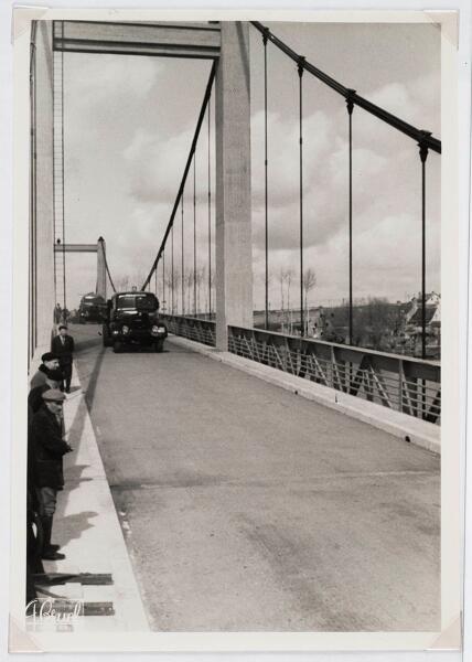 Pont routier de Bouchemaine