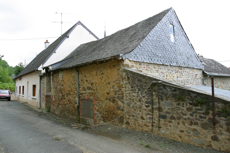 Maisons, puis magasin de commerce - 4 route de Saint-Pierre, Saint-Jean-sur-Erve