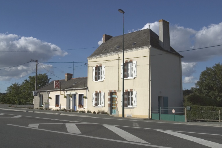 Maison, actuellement restaurant, la Grande-Courbe, 32 rue Robert-Glétron