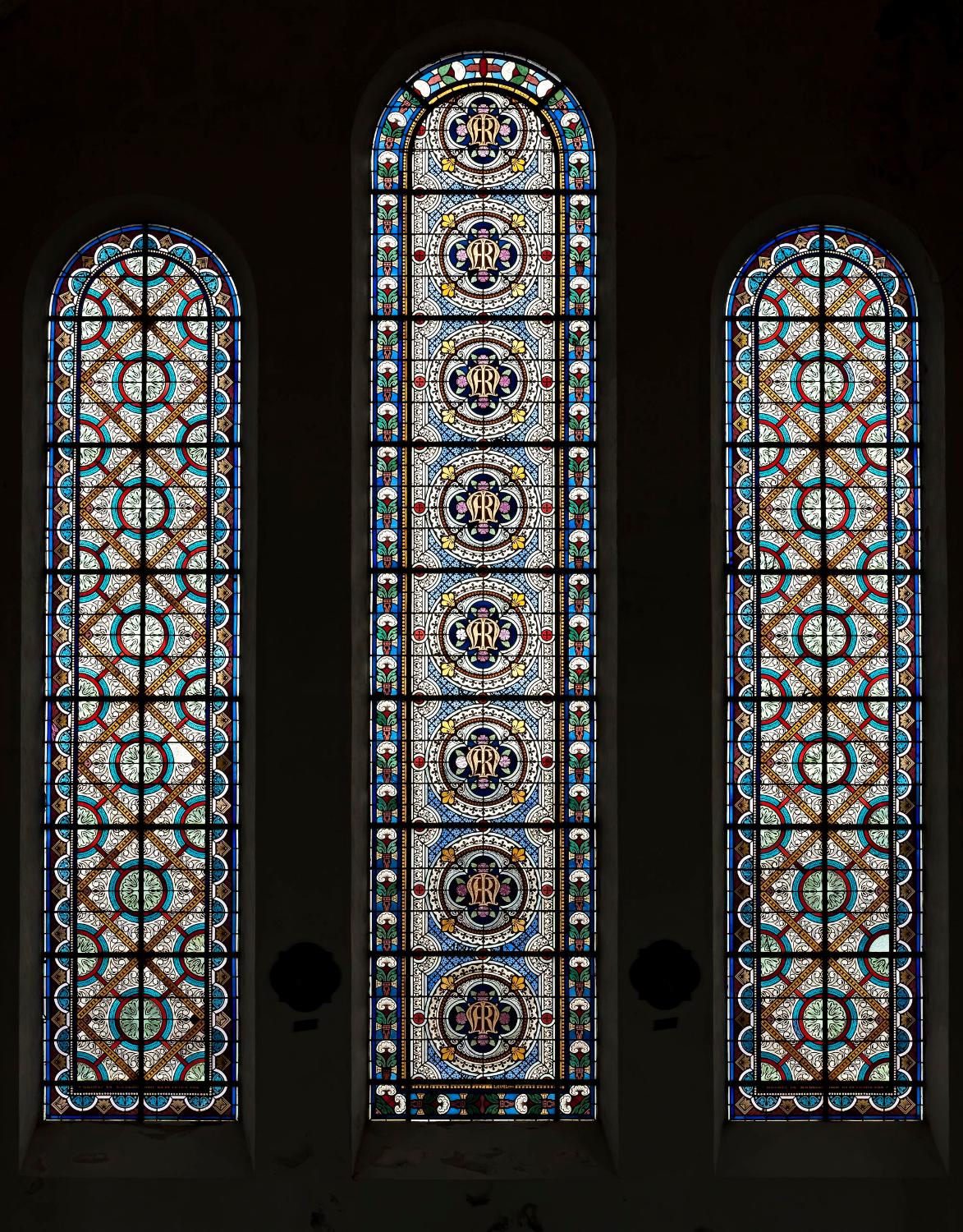 Ensemble de 3 verrières décoratives (baies 229, 230 et 231), grande chapelle, Institution de l'Immaculée Conception, Laval