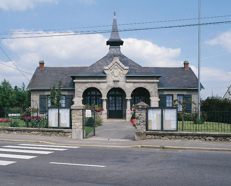 Mairie principale du bourg d'Escoublac la Baule, 39 avenue Henri-Bertho