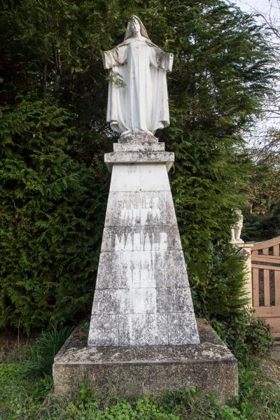 Statue de la Vierge, rue de la vallée Saint-Blaise, Le Man