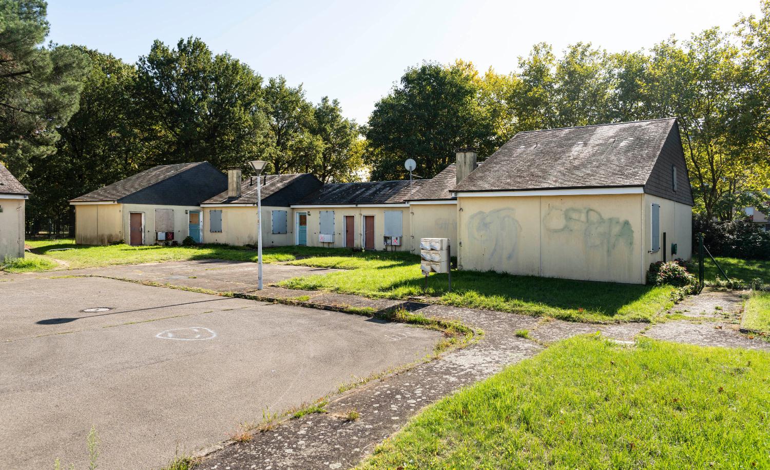 Maisons dites "opération forêt", rue des boulots