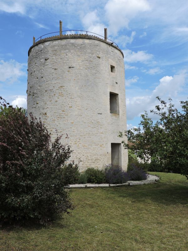 Moulin dit le moulin Rambaud ; les Six Moulins, 63 rue des Six-Moulins