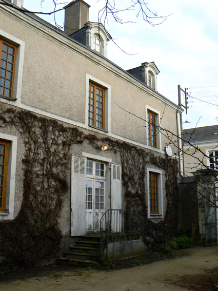 Maison, 25 place Robert-le-Fort, Châteauneuf-sur-Sarthe