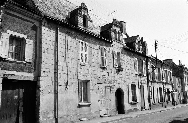 Maison, 32-34, rue Robert-d'Arbrissel, Fontevraud-l'Abbaye