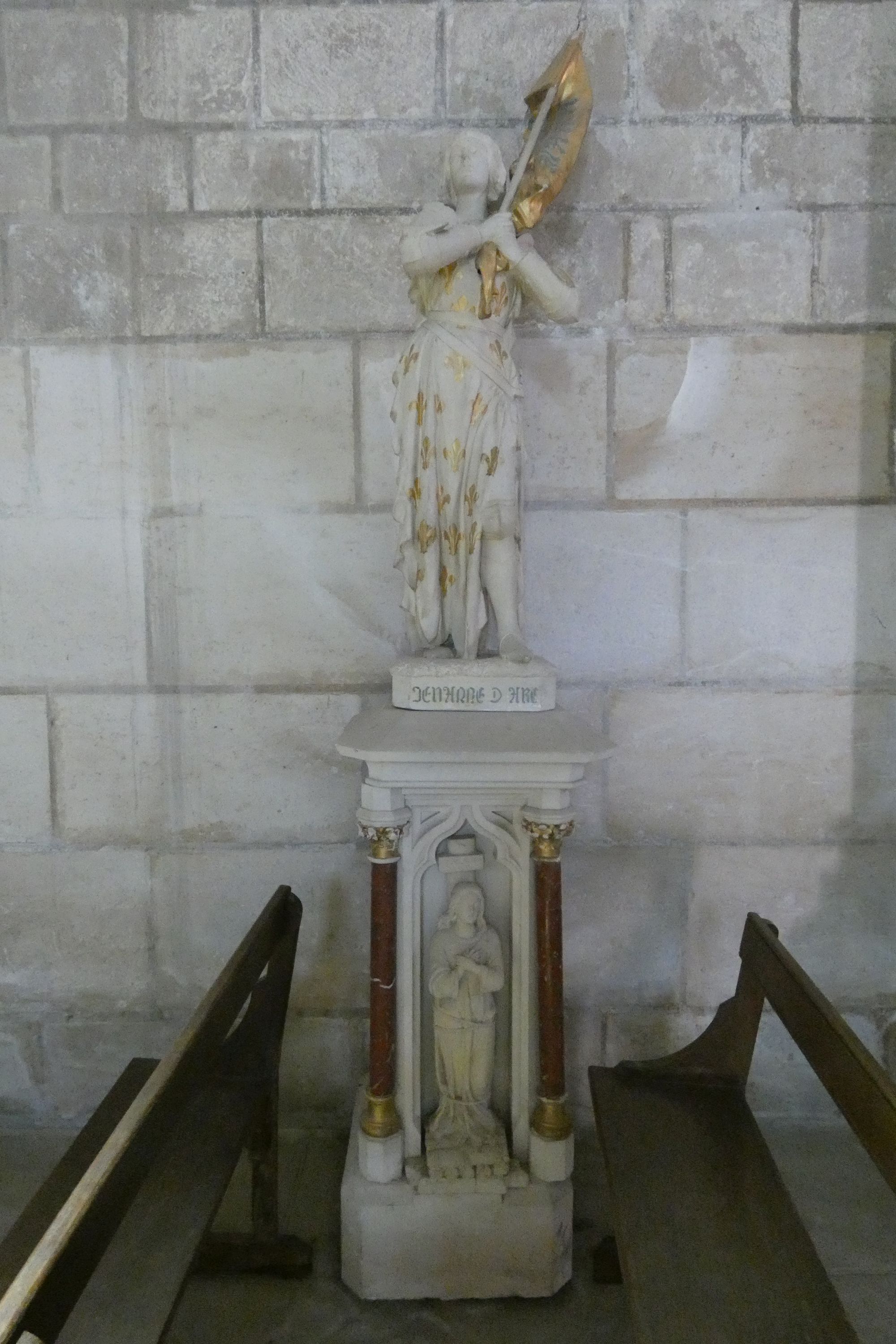 Statues et leurs socles (2) : Immaculée Conception et Jeanne d'Arc