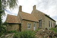 Maison de la Plée, puis ferme, actuellement maison