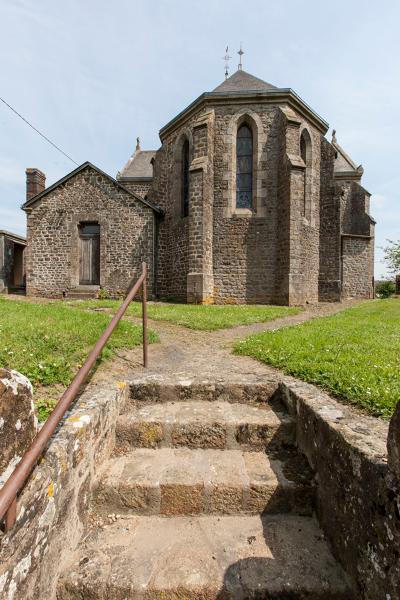 Église paroissiale Saint-Pierre-et-Saint-Paul du Housseau