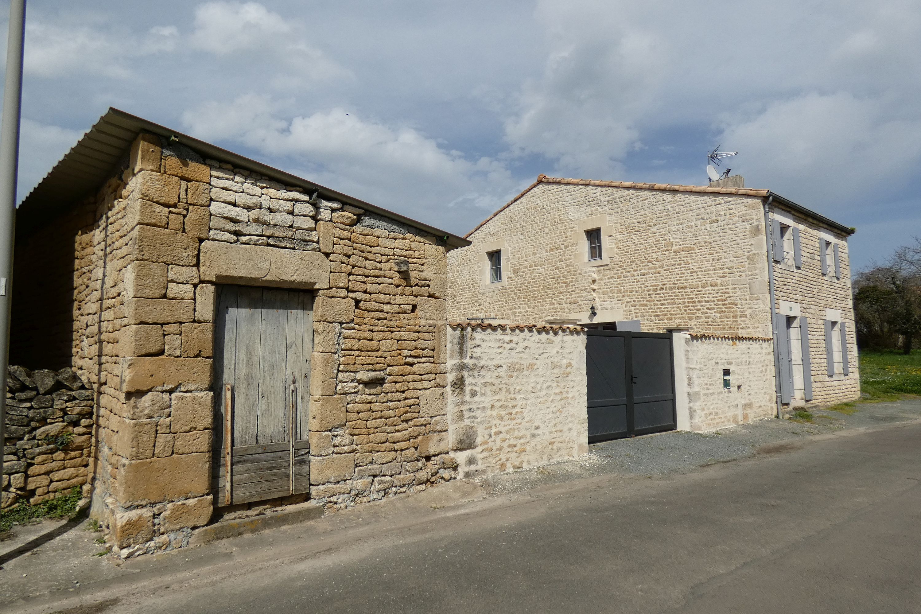 Ferme, actuellement maison, 13 rue Alfred-Roux