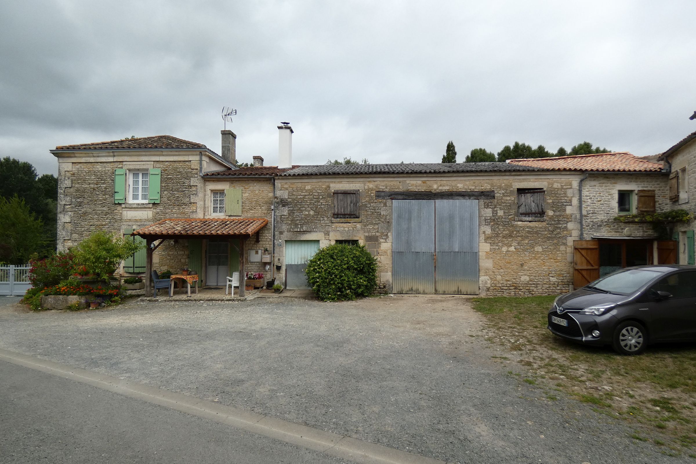 Ferme dite le Colombier, actuellement maison, 37 rue du Port Grenouillet