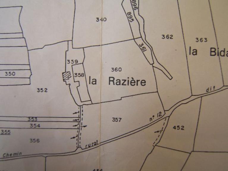 Ferme, actuellement maison, la Razière