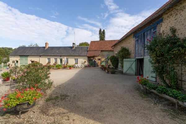 Ferme, la Croix