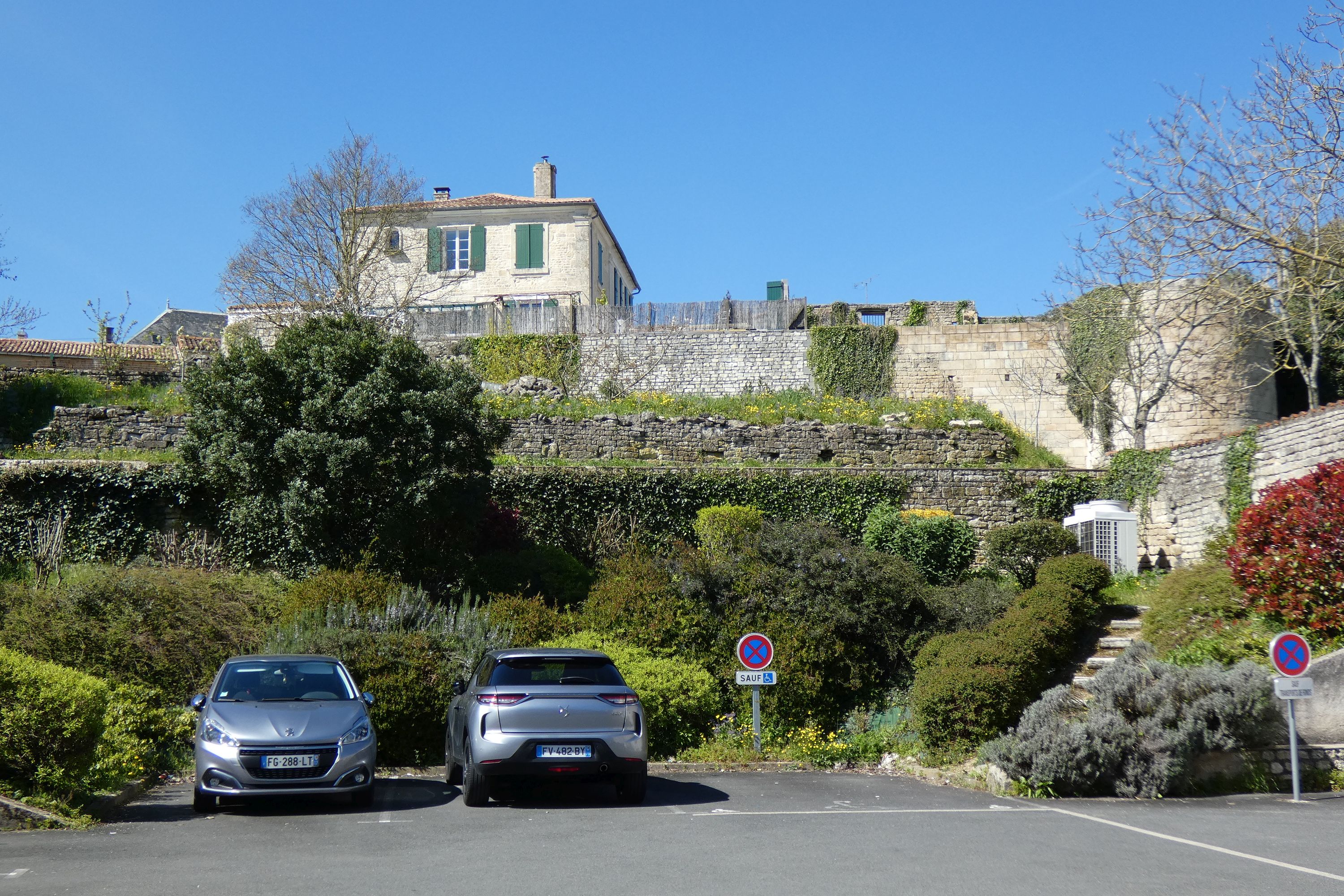 Château fort de Benet