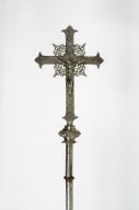 Croix de procession n° 1 - Église paroissiale Saint-Jean-Baptiste, Saint-Jean-sur-Erve