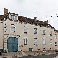 Maison puis école primaire publique, actuellement centre de loisirs et espace associatif, 13, rue Saint-Nicolas, Bonnétable.