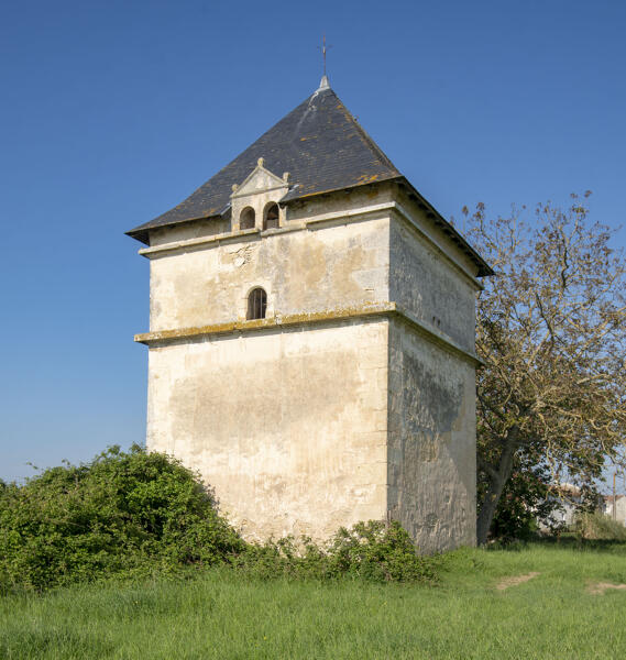 Pigeonnier, 2 la Petite Bernegoue