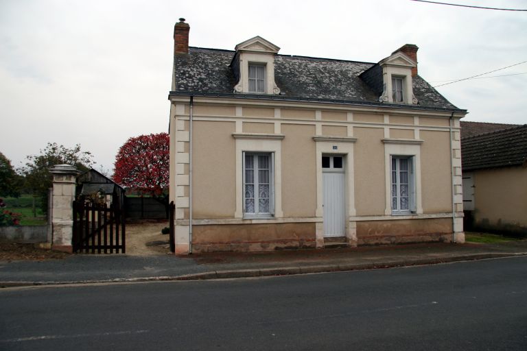 Thorée-les-Pins : présentation de la commune et du bourg