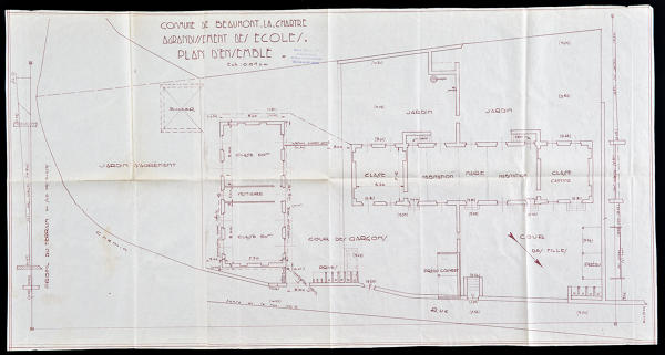 Presbytère, puis mairie-écoles publiques de filles et de garçons, actuellement école publique mixte