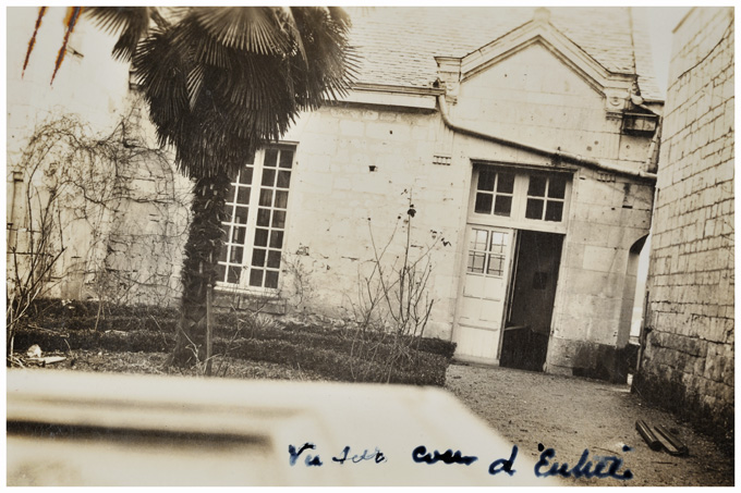 Maison du Sénéchal, puis hôtel de la Boule-d'Or, puis école, puis maison, 6 place des Blatiers, Fontevraud-l'Abbaye