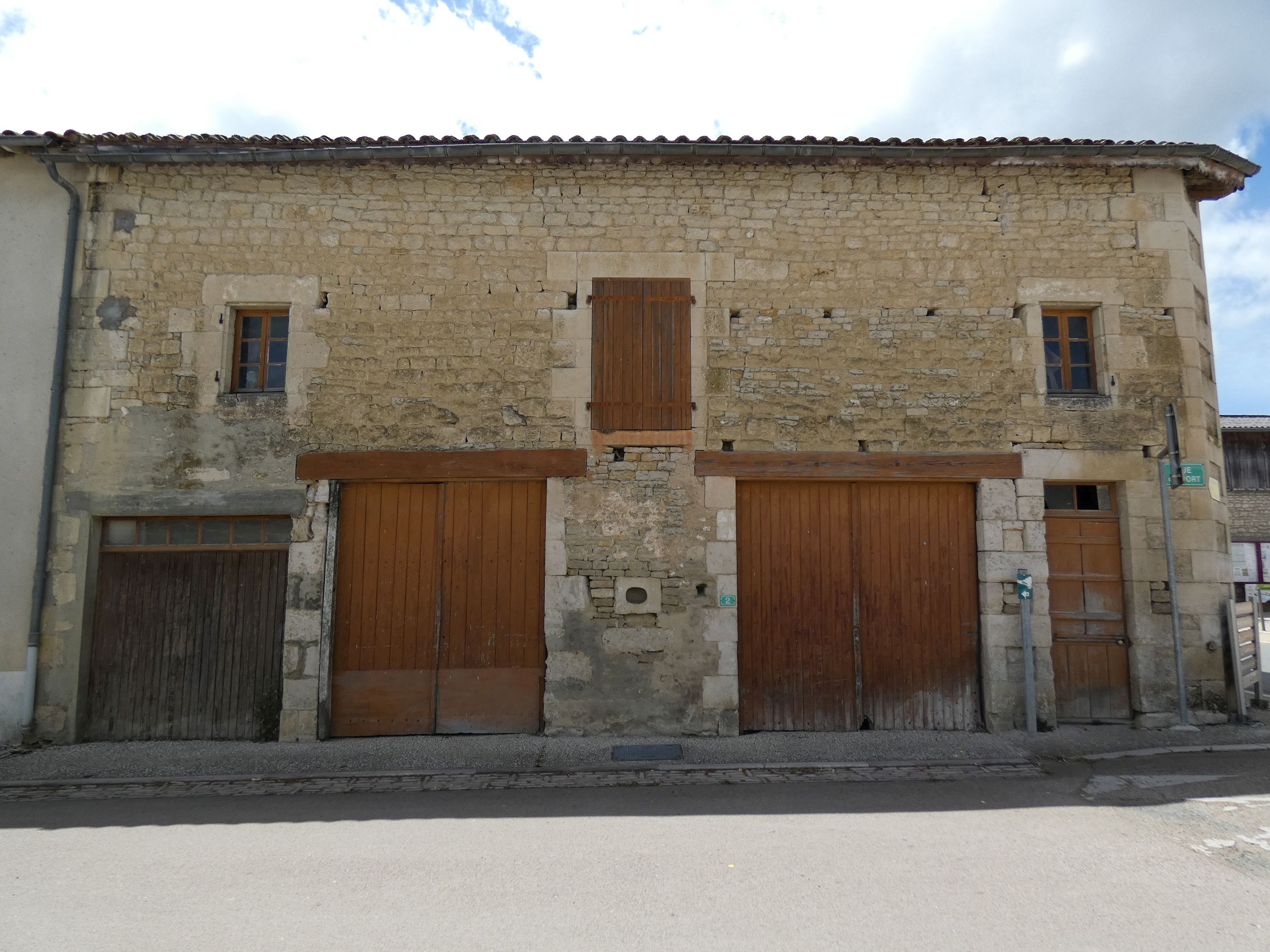 Maison, magasin de commerce, 1 rue du Port