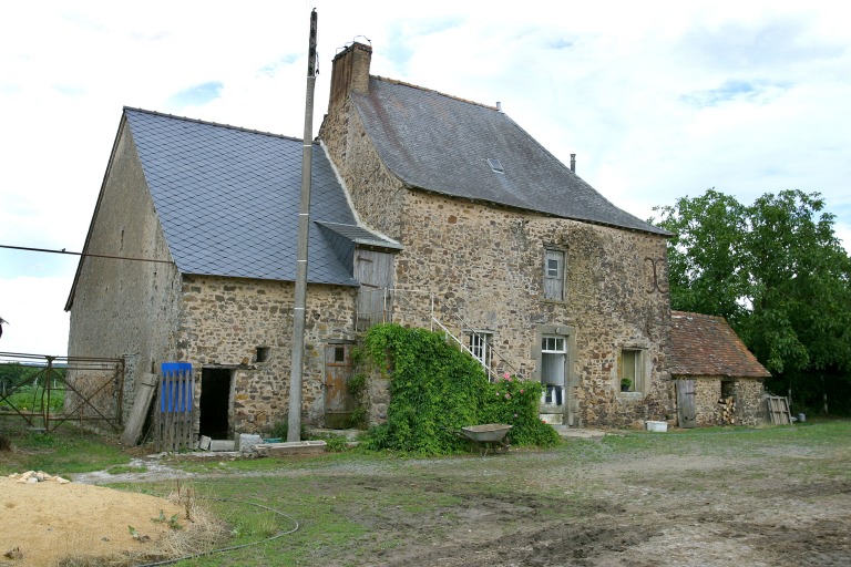 Manoir, actuellement ferme - la Touchette, Saint-Jean-sur-Erve