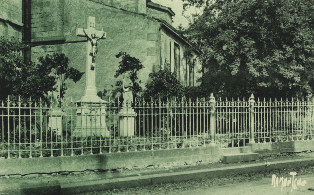 Calvaire, rue du Temple