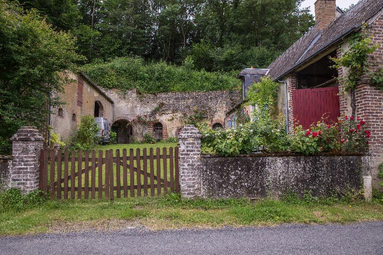 Ferme, actuellement maison, 28 rue de la Vallée-du-Bourgneuf