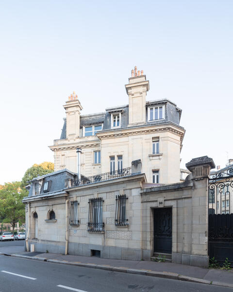 Demeure du directeur des mutuelles, actuellement immeuble à logements, rue Chanzy